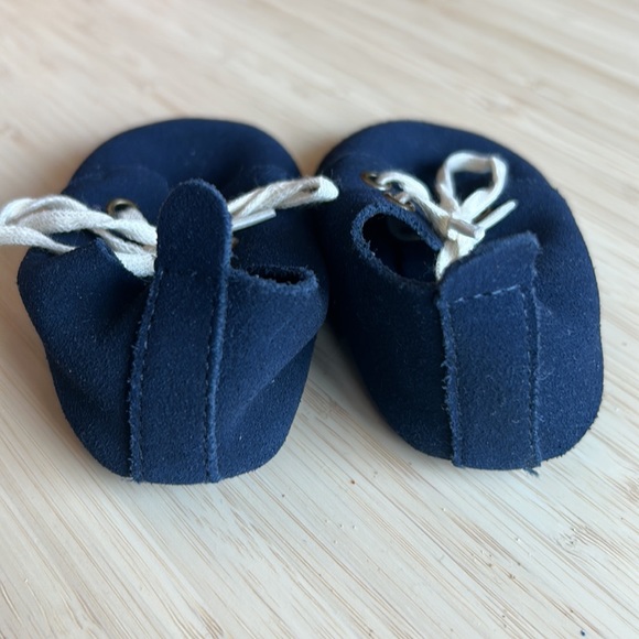 Aston Baby Booties - Picture 4 of 7